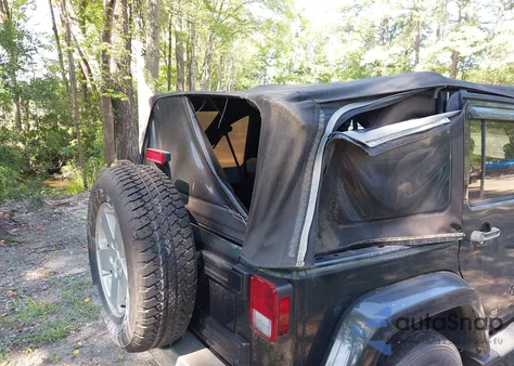 2010 Jeep Wrangler Unlimited Sahara из США, поврежденный, VIN 1J4BA5H17AL187277